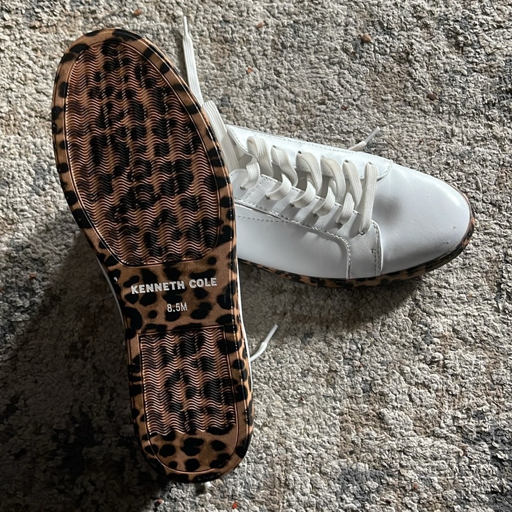 Kenneth Cole white leather lace up sneakers with animal print bottoms. - Picture 3 of 7